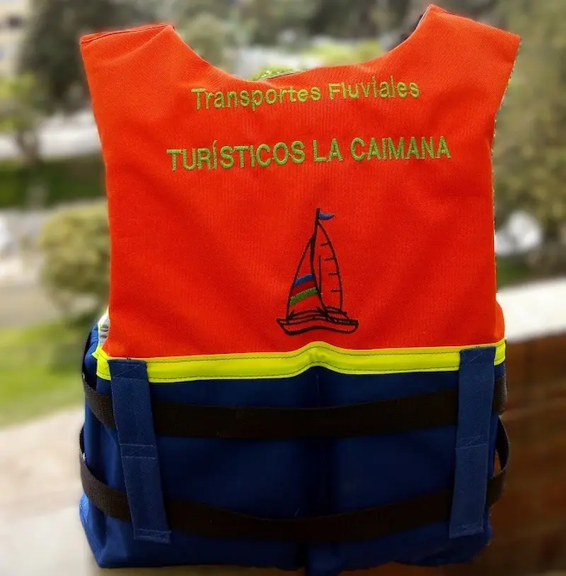 Chaleco salvavidas seguridad fluvial colombia